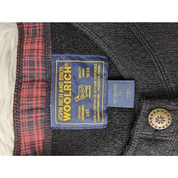 Woolrich Black Cabin Core Mama Bear Button Up Black Wool Vest Sz XL - Picture 4 of 8